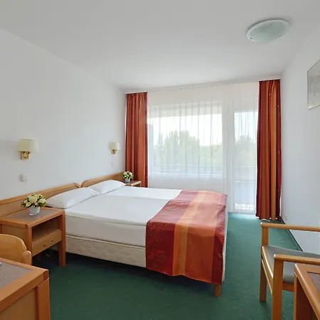 Hotel Danubius Annabella 3*