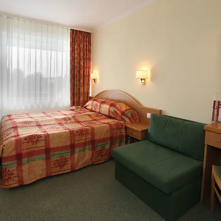 Hotel Danubius Annabella 3*