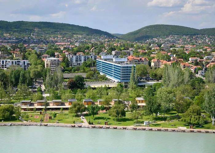 Отель Danubius Annabella