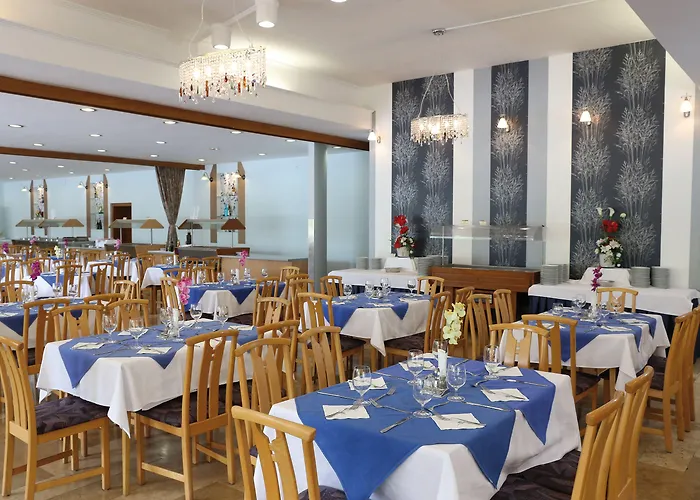 Danubius Hotel Annabella 3*