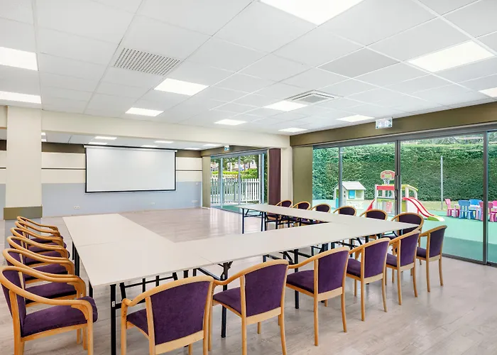 Danubius Hotel Annabella 3*